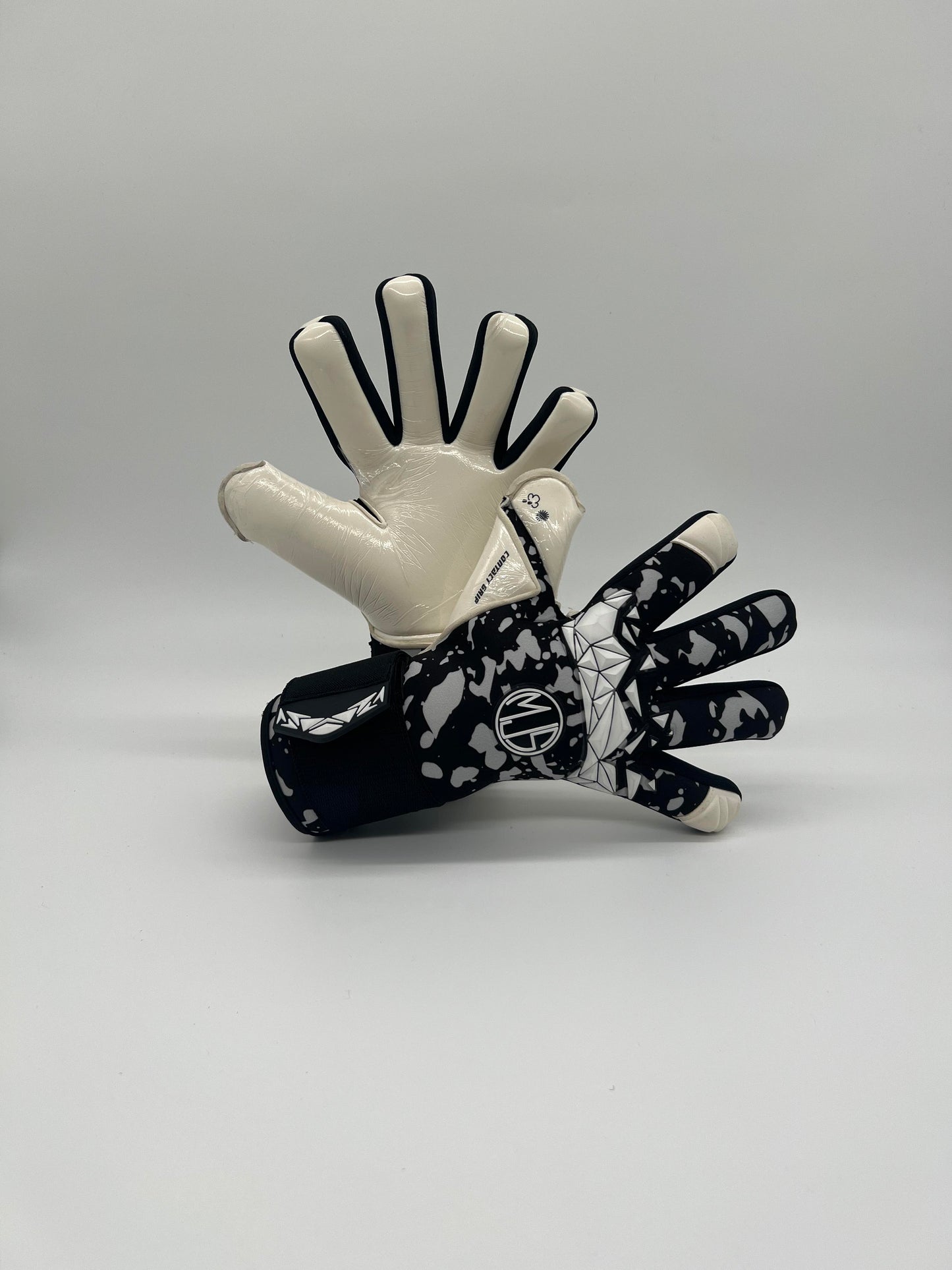 BLACK CAMO Goalkeeper Gloves