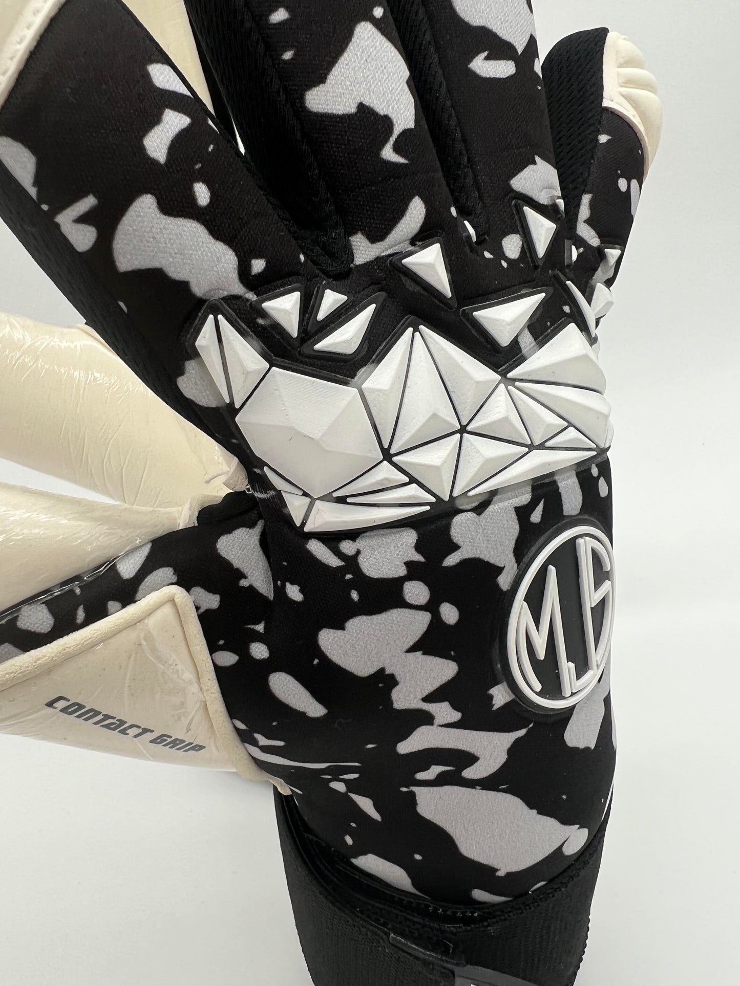 BLACK CAMO Goalkeeper Gloves