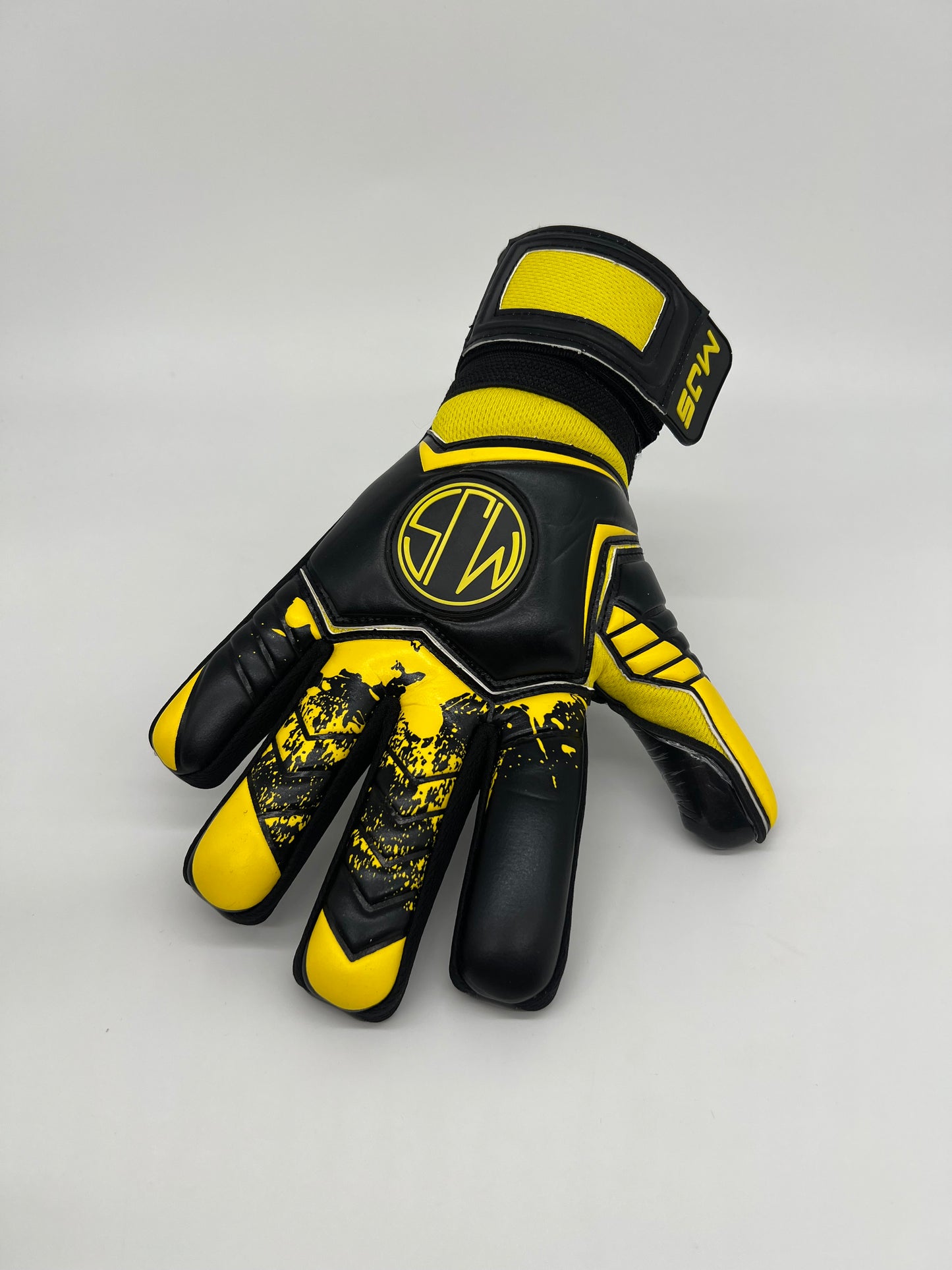 NITRO - JUNIOR Goalkeeper Gloves - YELLOW