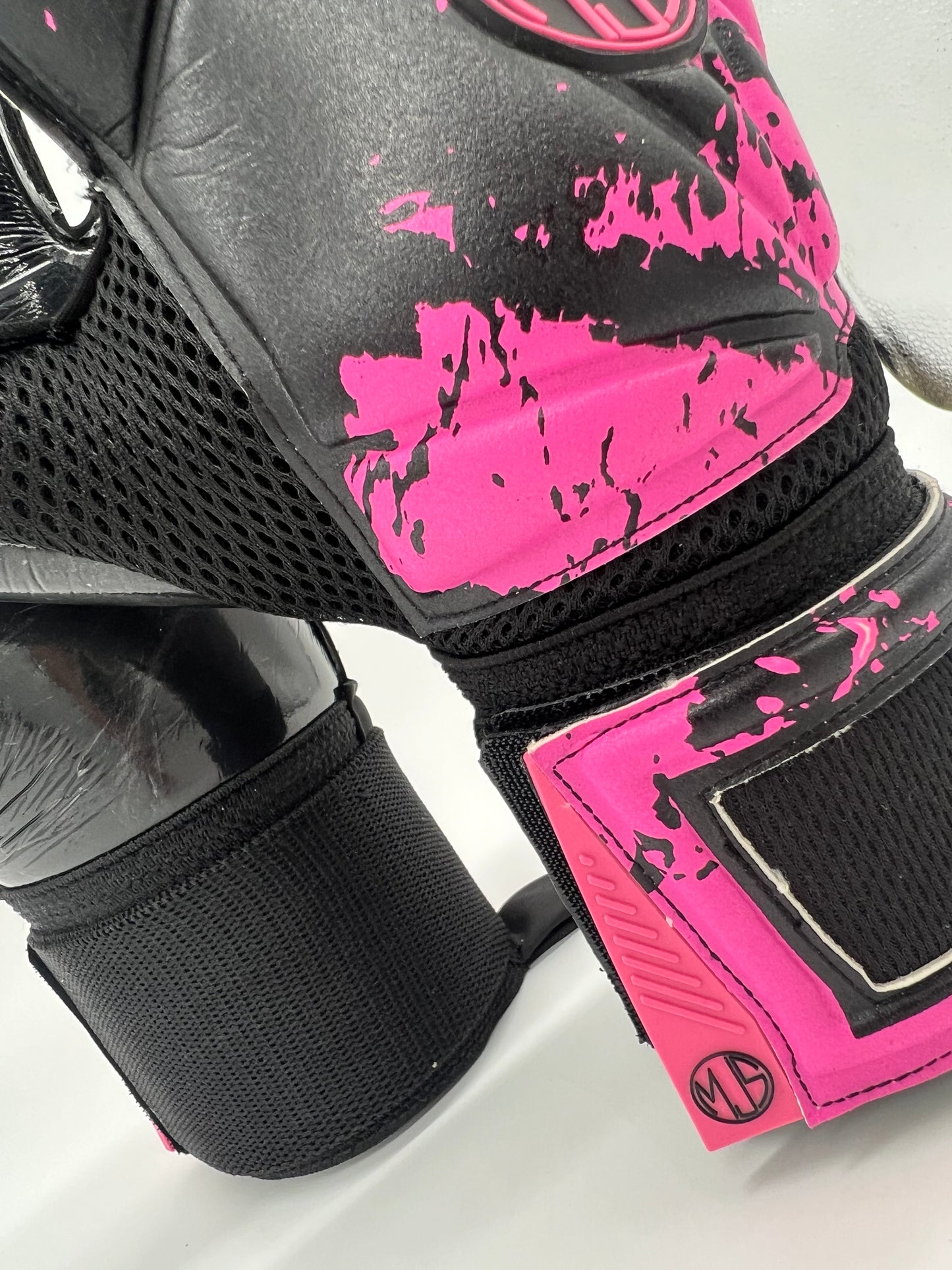 ATHENA Goalkeeper Gloves
