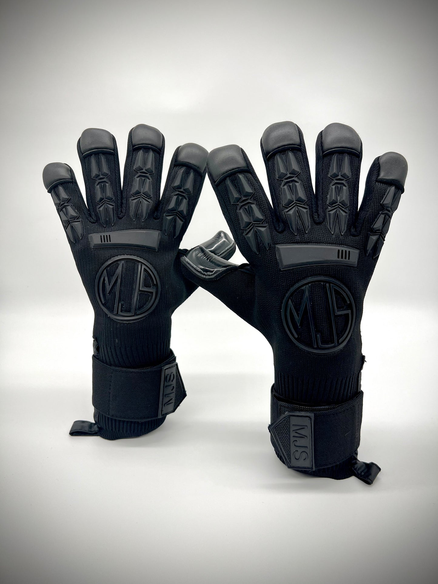 VENOM - BLACKOUT Size 9