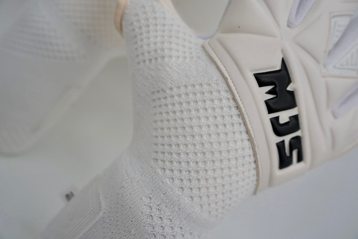 New White Knit Goalkeeper Glove