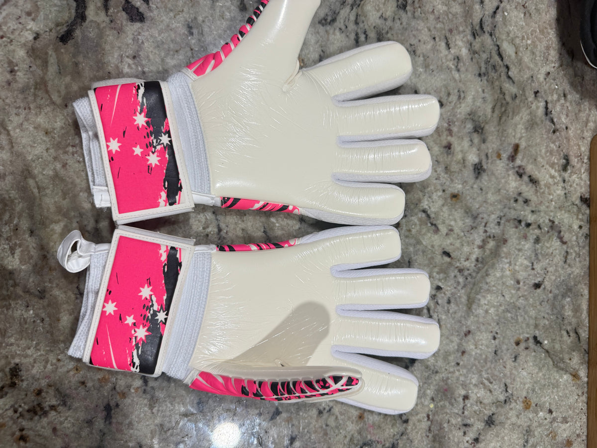 Clearance Size 9 Aussie Pink